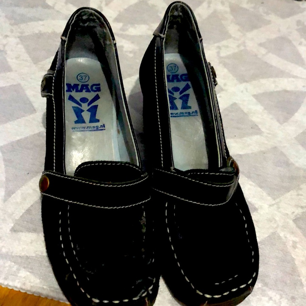 MAG wedge shoes in black